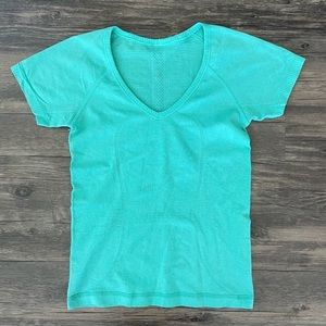 Lululemon Swiftly Tech V Neck Turquoise Size 6